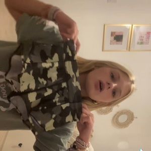 discontinued green camo lulu shorts very rare!